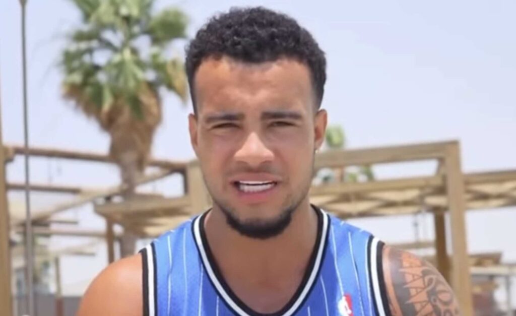 HSTikkyTokky being an idiot